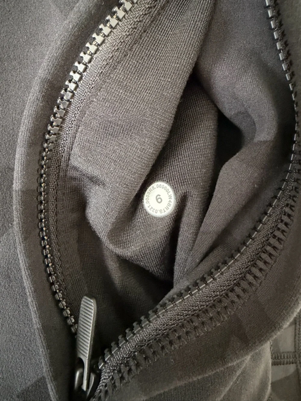 Lululemon Hooded Define Jacket Size 6 NWOT
